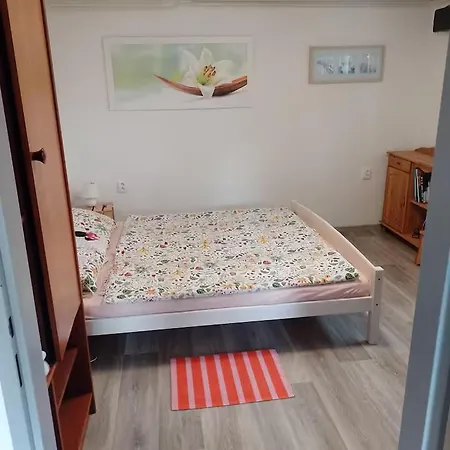 U J & J Homestay szállás *